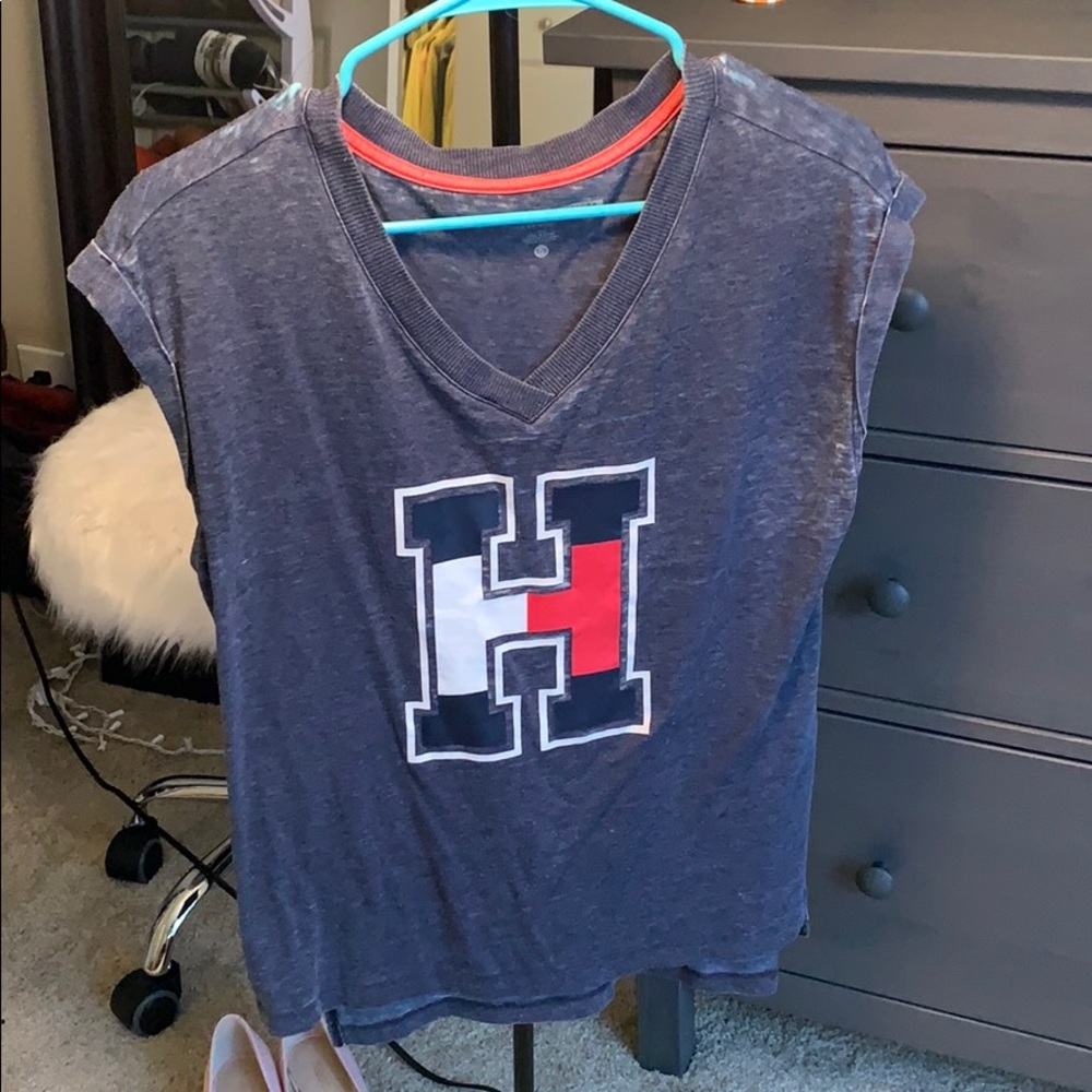 Tommy Hilfiger t shirt
